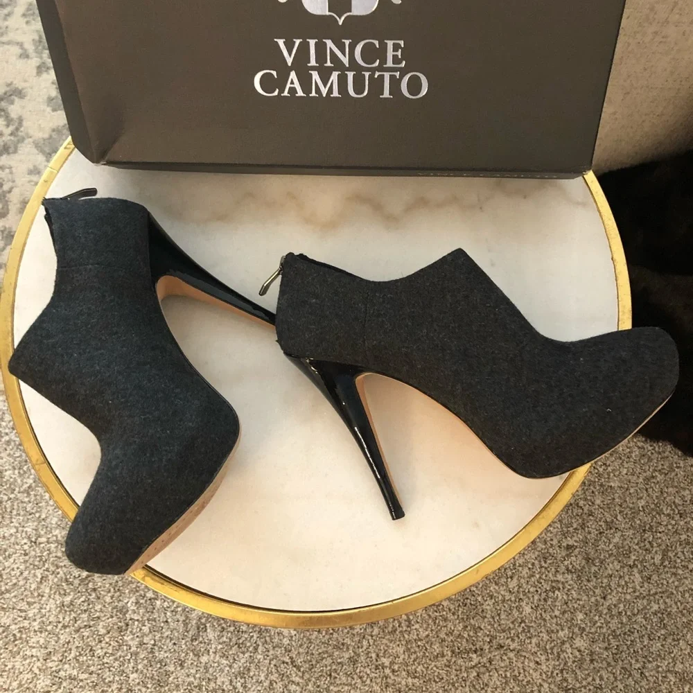 - Vince Camuto Heels HOST PICK 7-11-21 HP 2X - Picture 13 of 15